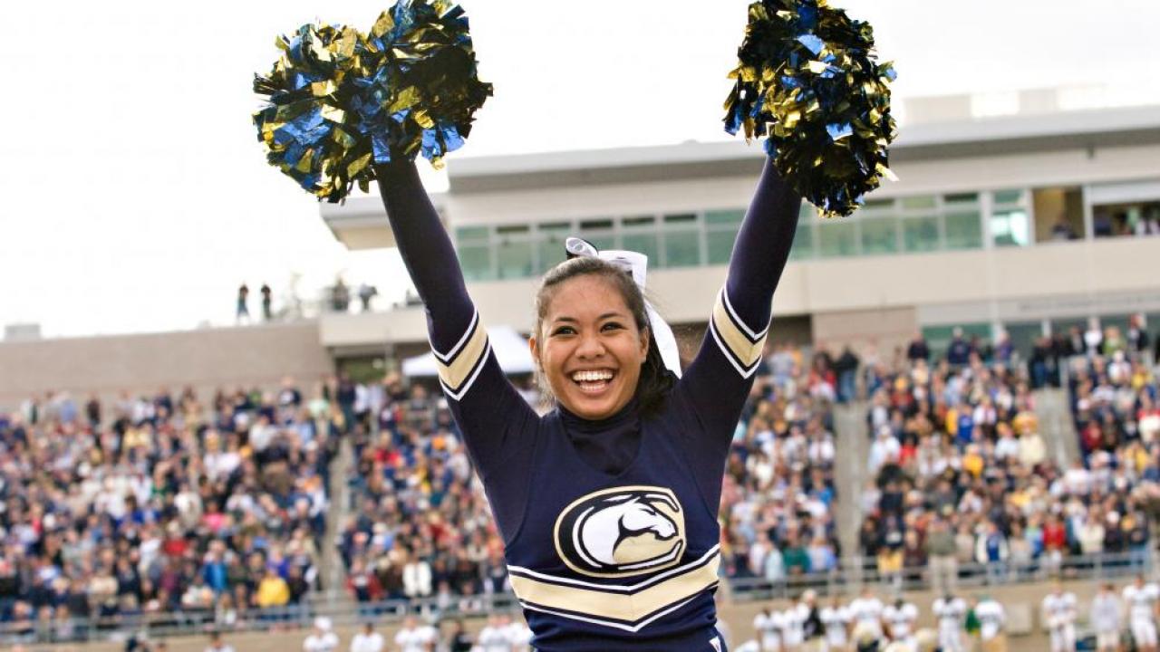 cheerleader at UC Davis football game